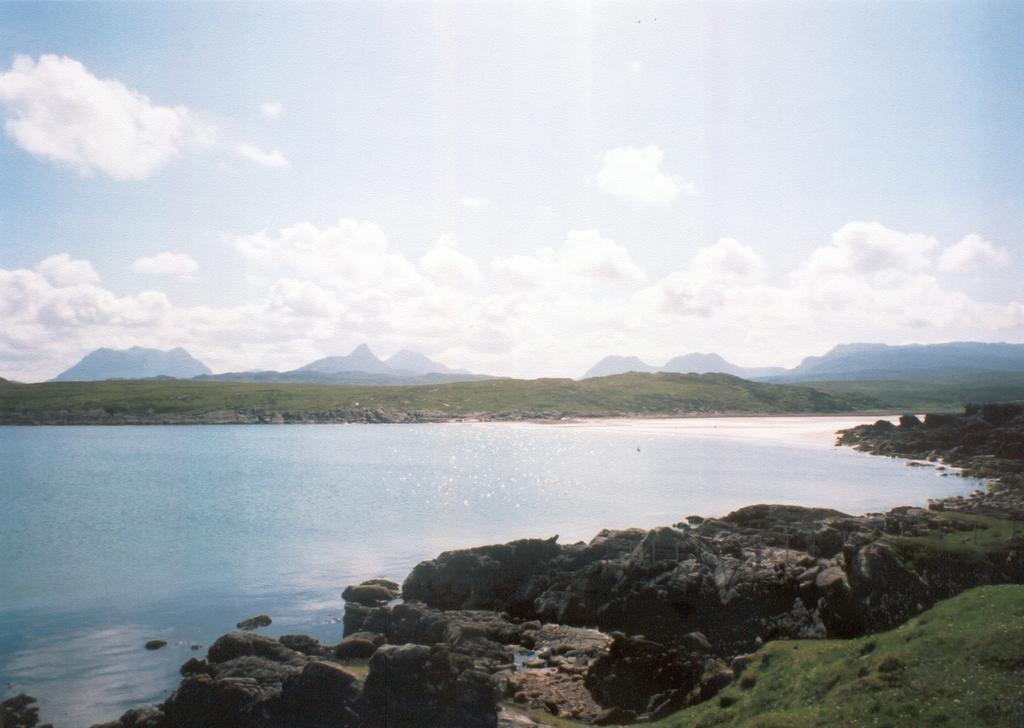 Achmelvich Beach Youth Hostel Exterior foto